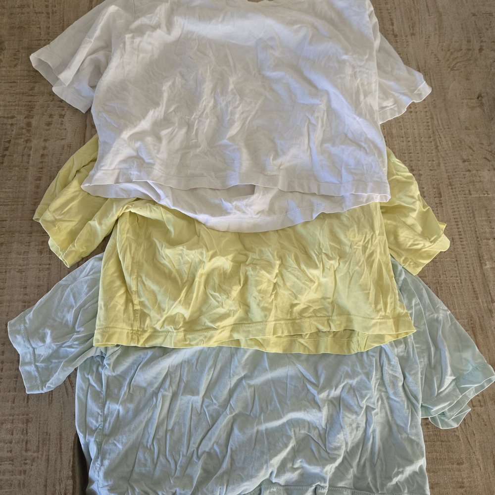 Set Of 3 Z By Zella- Nordstrom Crop Tops. Blue, Yellow And White- Size M